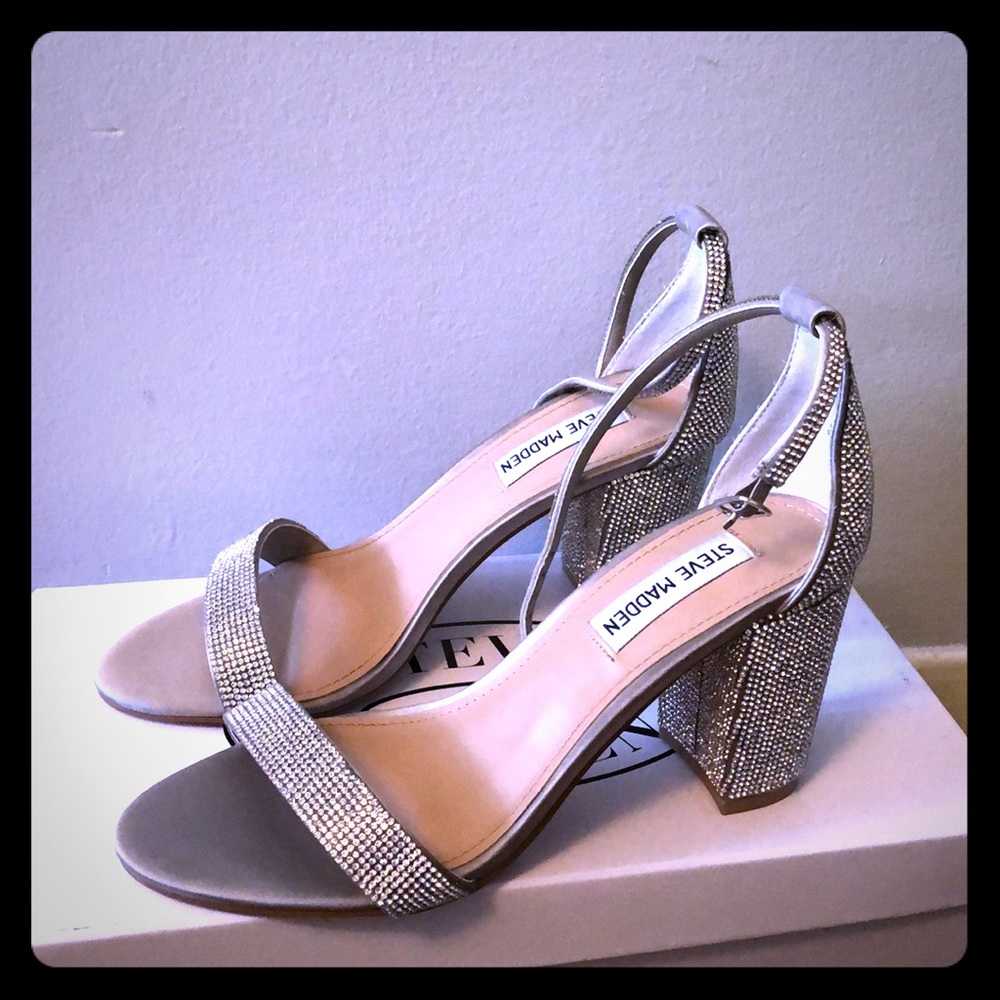 I’m selling a pair of silver Steve Madden heels.